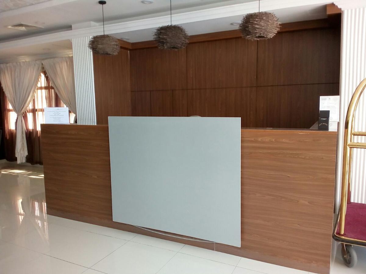 ซิตี้โฮเต็ล ซาลาลาห์ Hotel ภายนอก รูปภาพ